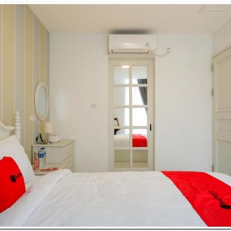 Reddoorz Plus @ Madukoro Raya Семаранг Экстерьер фото